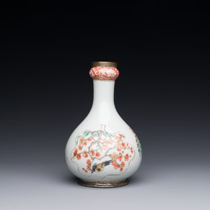 A Chinese famille verte 'qilin' vase with silver mounts, Kangxi — 照片 3