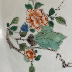 A Chinese famille verte relief-decorated bowl, Yongzheng — photo 9