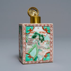 A Chinese famille verte relief-decorated tea caddy, Kangxi — 照片 2