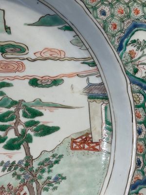 A Chinese famille verte 'river landscape' dish, artemisia leaf mark, Kangxi — 照片 5