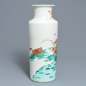 A Chinese famille verte rouleau vase with ducks, 19/20th C. — photo 2