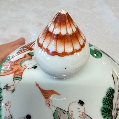 A Chinese famille verte 'Scholars and Court Ladies' baluster vase and cover — photo 20