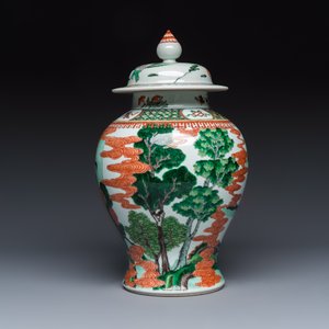 A Chinese famille verte 'Scholars and Court Ladies' baluster vase and cover — photo 4