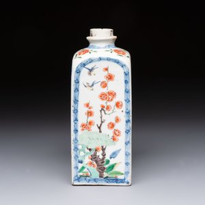 A Chinese famille verte square flask with a silver cover, Kangxi — photo 2