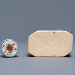 A Chinese famille verte tea caddy and three plates, Kangxi — 照片 13