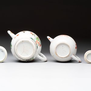 A Chinese famille verte teapot and a gilt-decorated iron-red teapot, Kangxi — foto 7