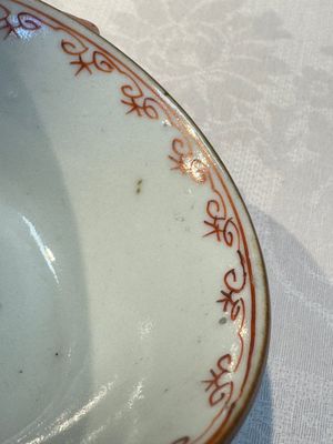 A Chinese famille verte teapot and three famille rose capucine-ground cups and saucers, Kangxi/Qianlong — photo 33