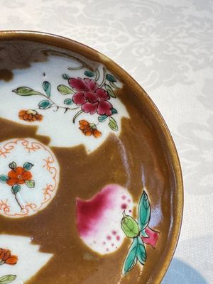 A Chinese famille verte teapot and three famille rose capucine-ground cups and saucers, Kangxi/Qianlong — photo 67