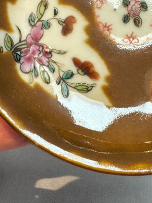 A Chinese famille verte teapot and three famille rose capucine-ground cups and saucers, Kangxi/Qianlong — photo 87