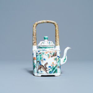 A Chinese famille verte teapot with animals, Kangxi — 照片 4