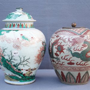 A Chinese famille verte vase and a Swatow jar, Transitional period and 19th C. — photo 7