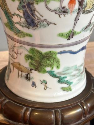 A Chinese famille verte vase mounted as lamp and a famille rose covered tureen, 19th C. — photo 30