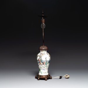 A Chinese famille verte vase mounted as lamp and a famille rose covered tureen, 19th C. — photo 5