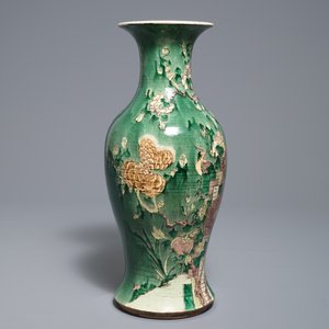 A Chinese famille verte vase with birds among foliage, 19th C. — photo 2