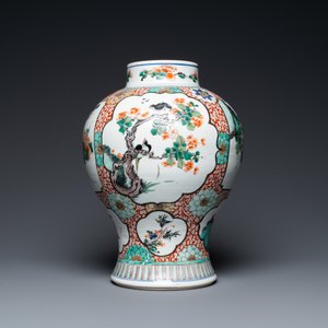 A Chinese famille verte vase with birds near flowery branches, Kangxi — 照片 3