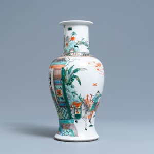 A Chinese famille verte vase with figurative design, 19th C. — photo 4