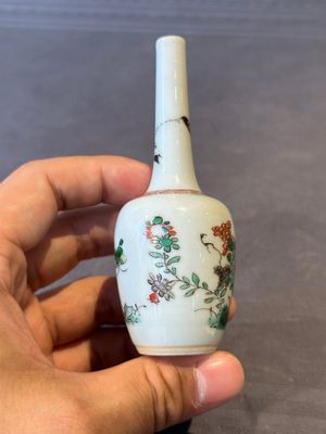 A Chinese famille verte vase with floral design, Kangxi — 照片 2
