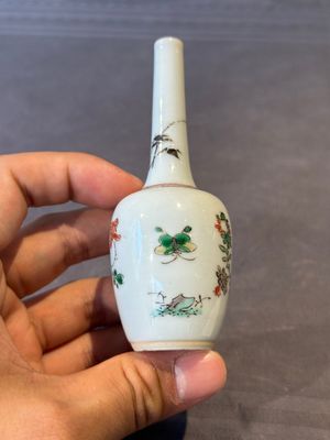 A Chinese famille verte vase with floral design, Kangxi — 照片 3