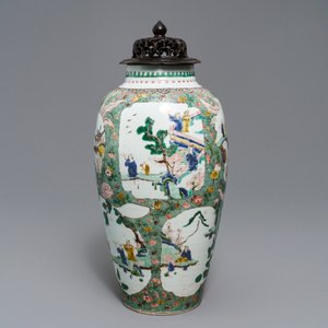 A Chinese famille verte vase with landscape medallions, Kangxi — 照片 5