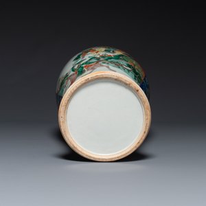 A Chinese famille verte vase with warriors on horseback, 19th C. — 照片 6