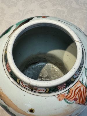 A Chinese famille verte 'Warriors' vase, Kangxi — photo 11