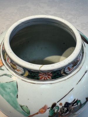 A Chinese famille verte 'Warriors' vase, Kangxi — photo 8