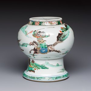 A Chinese famille verte 'Warriors' vase, Kangxi — photo 1