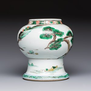 A Chinese famille verte 'Warriors' vase, Kangxi — photo 3