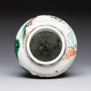 A Chinese famille verte 'Warriors' vase, Kangxi — photo 6