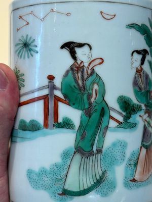 A Chinese famille verte 'Xi Xiang Ji' brush pot, Xue Gu Zhai 學古齋 mark, 19th C. — photo 9