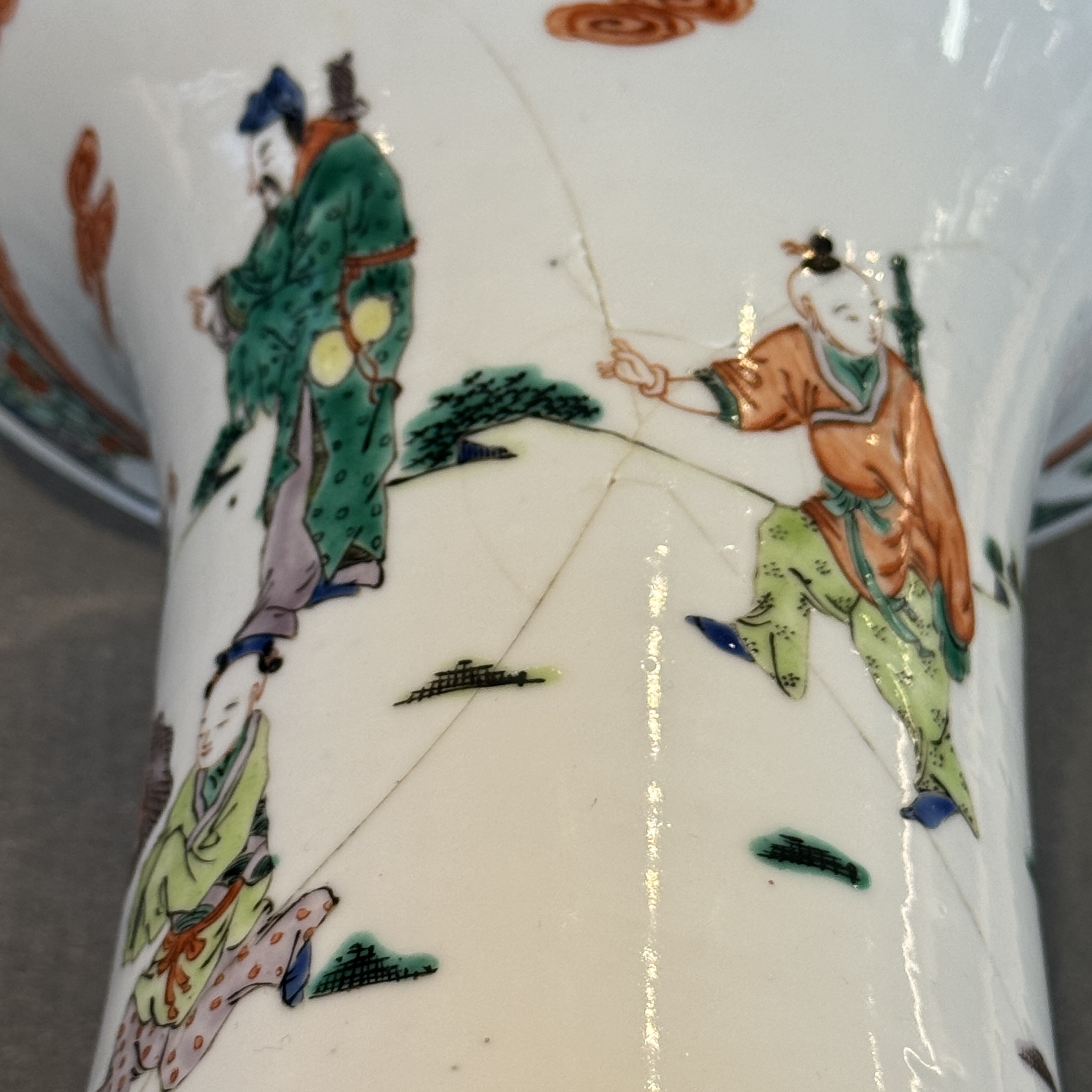 A Chinese famille verte 'Yenyen' vase and a famille rose red-ground vase — photo 13
