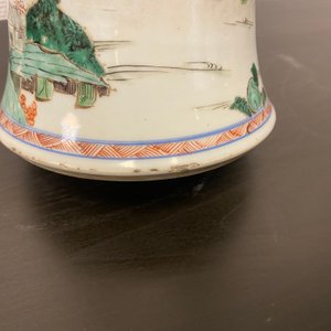A Chinese famille verte 'yenyen' vase with a landscape, Kangxi — 照片 12