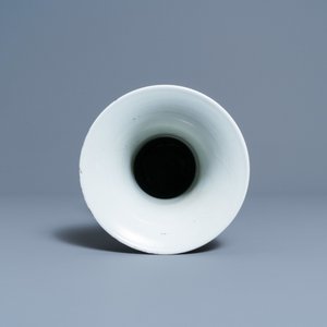 A Chinese famille verte 'yenyen' vase with a landscape, Kangxi — 照片 5