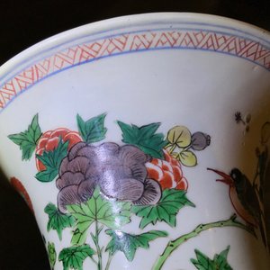 A Chinese famille verte yenyen vase with birds and flowers, Kangxi — 照片 13