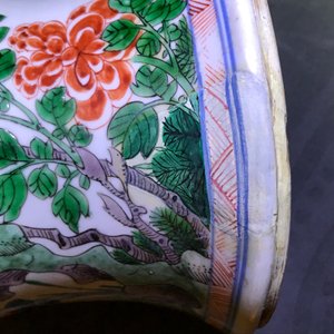 A Chinese famille verte yenyen vase with birds and flowers, Kangxi — photo 12