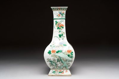 A Chinese famille verte 'zun' vase with floral design, 19th C.