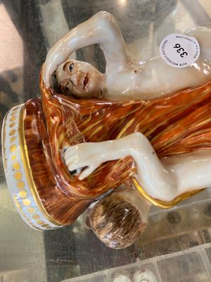 A Chinese faux-bois export porcelain stand with two young boys, Qianlong — 照片 7