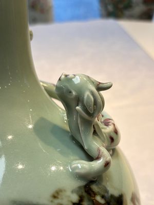A Chinese 'Faux-Marble' celadon-ground vase with a copper-red-decorated chilong in relief, Qianlong mark and of the period — photo 13