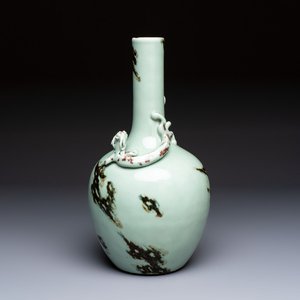 A Chinese 'Faux-Marble' celadon-ground vase with a copper-red-decorated chilong in relief, Qianlong mark and of the period — photo 1