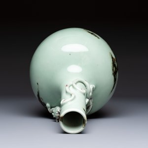 A Chinese 'Faux-Marble' celadon-ground vase with a copper-red-decorated chilong in relief, Qianlong mark and of the period — photo 6