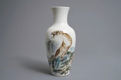 A Chinese fencai 'tiger' vase, Qianlong mark, 20th C.