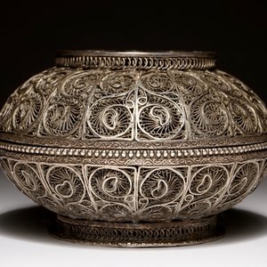 A Chinese filigree silver bowl and cover, 19th C. — 照片 4