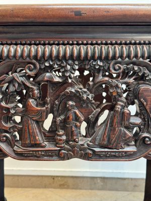 A Chinese finely carved hongmu marble top oval table, Canton, 19th C. — photo 20