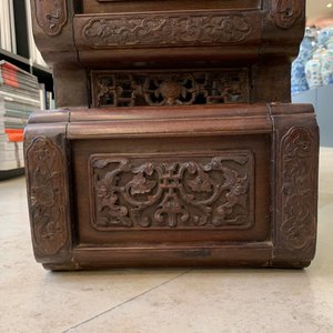 A Chinese finely carved wooden display stand, 19th C. — 照片 38