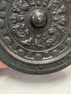 A Chinese finely cast 'immortals' bronze mirror, Wu Zuo Ming Jing 吾作明鏡 mark, Eastern Han — photo 6