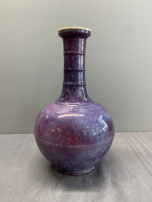 A Chinese flambé-glazed bottle vase, 18/19th C. — photo 2