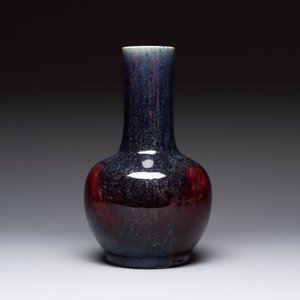 A Chinese flambé-glazed bottle vase, 19th C. — photo 2