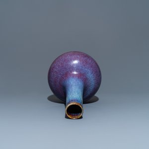 A Chinese flambé-glazed bottle vase, Kangxi mark, 19th C. — 照片 5