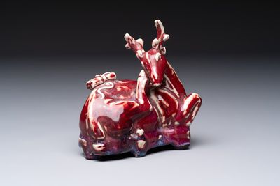 A Chinese flambé-glazed deer, 18/19th C.