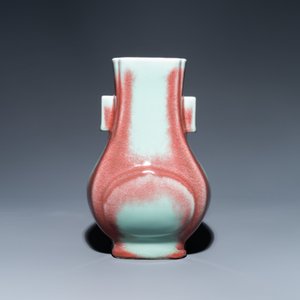 A Chinese flambé-glazed 'fanghu' vase, Qianlong mark, 20th C. — 照片 3